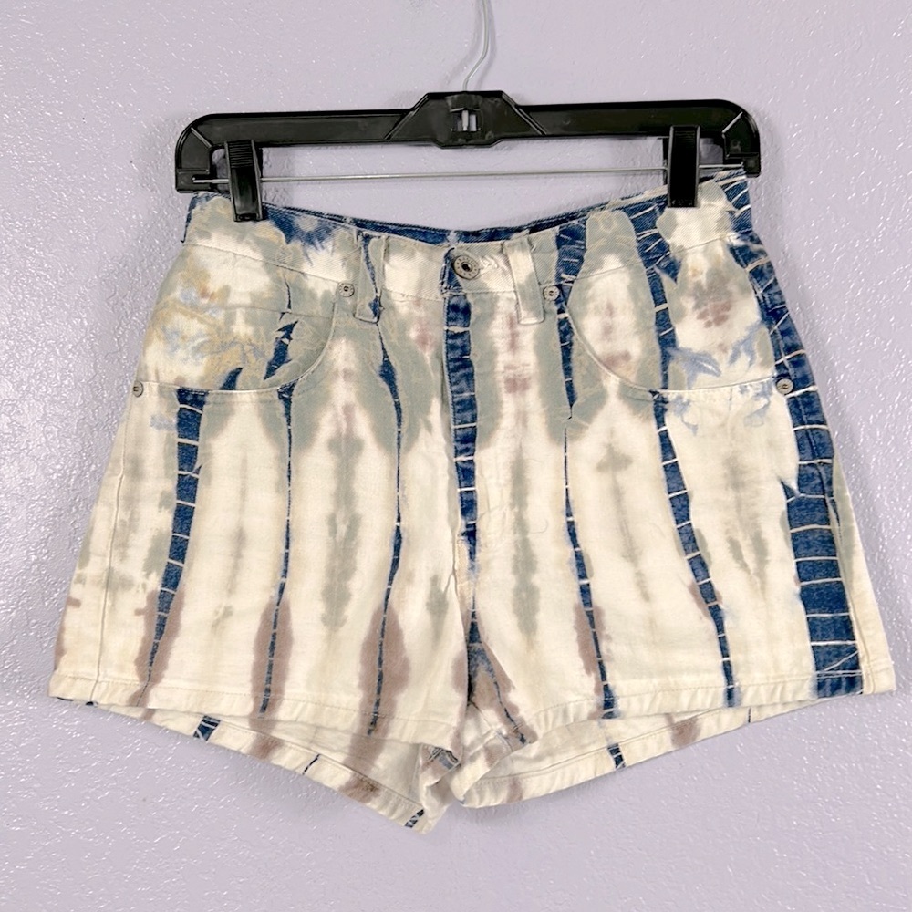 Vintage Grass Rags reverse tie-dye shorts 5/6